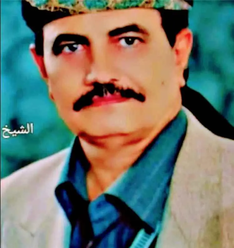 السلطة المحلية بمديرية المحفد تُعزي في وفاة الشيخ...