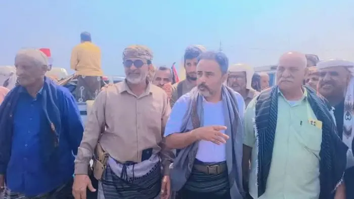 وصول حشود تريم إلى المكلا للمشاركة في مليونية الجيش الجنوبي
