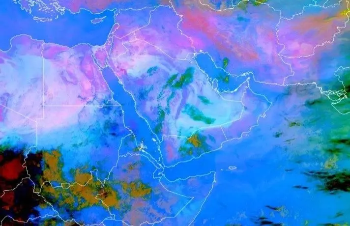 أمطار وسيول وعواصف تلوح في الأفق وسط إنذارات عاجلة...