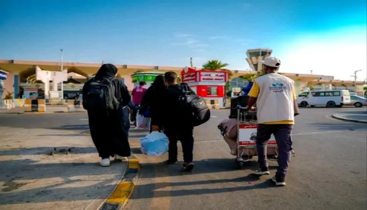 عدن.. تسهّل العودة الطوعية لـ154 لاجئاً صومالياً