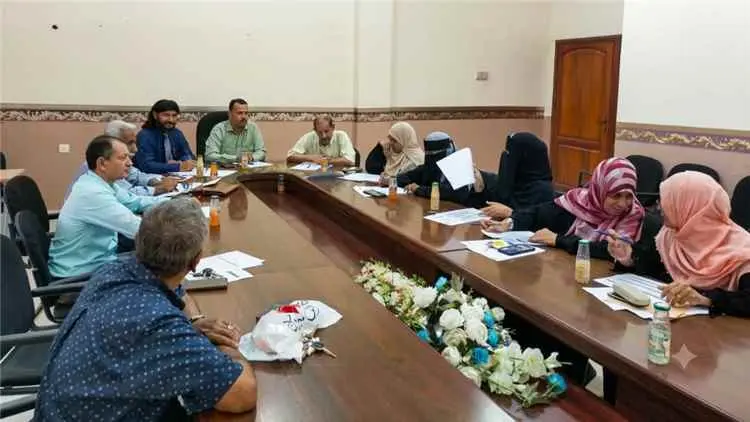 مجلس كلية العلوم الإدارية عدن يقر نتائج الدور الأو...