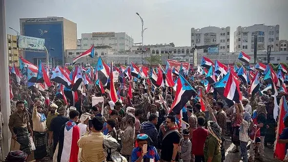 بالذكرى الـ 55 لتأسيس الجيش الجنوبي.. الانتقالي يس...