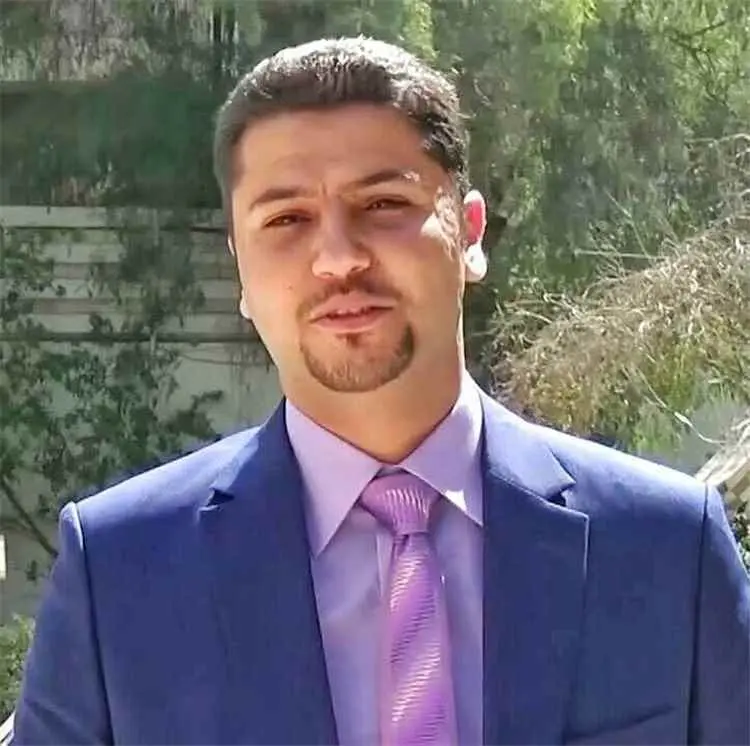 صحفي يعلق على كثرة رحلات التهريب بين جماعة الحوثي...