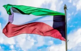 الكويت: السيطرة على حريق في مجمع سكني استهدف بمسير...