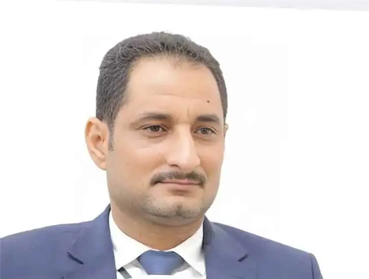 الراجحي: صراع النفوذ والمصالح يمزق الحوثيين.. والأ...