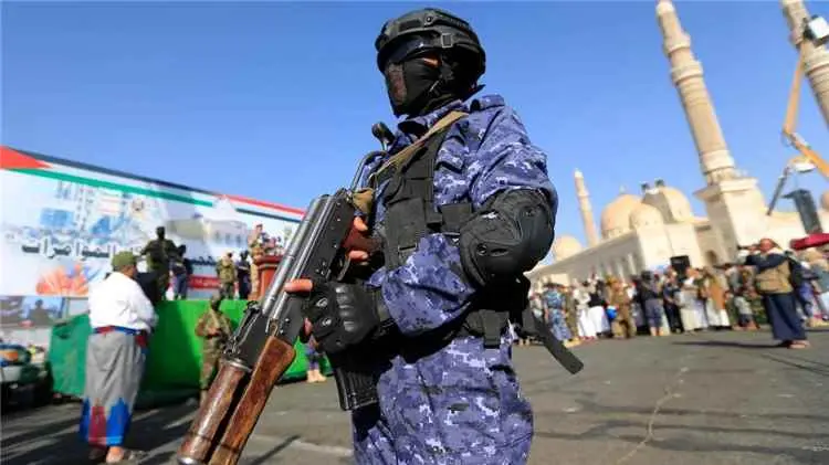 «فوبيا سبتمبر» تدفع الحوثيين لتشديد قبضتهم الأمنية