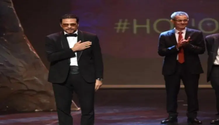 حمزة العيلي يعبر عن سعادته خلال تكريمه من مهرجان ا...