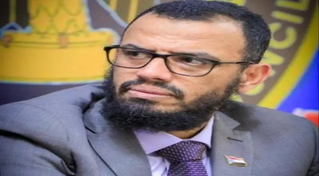 بن بريك في ذكرى الجيش الجنوبي: صوت "الثبات يا رجال...
