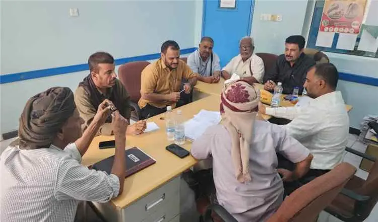 وكيل محافظة شبوة عيدروس باعوضة يتفقد أوضاع مستشفى عزان العام