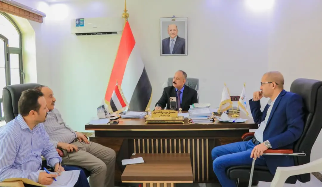 وزير النقل يناقش أوضاع مؤسسات الموانئ المحررة وسير...
