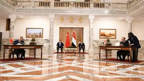 مصر والصين توقعان 20 اتفاقية بحضور السيسي وشي