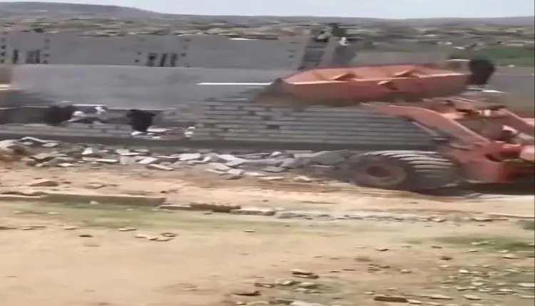 جـ,ـريمة تهز محافظة حجة .. مشرف حـ,ـوثي يأمر بهدم...