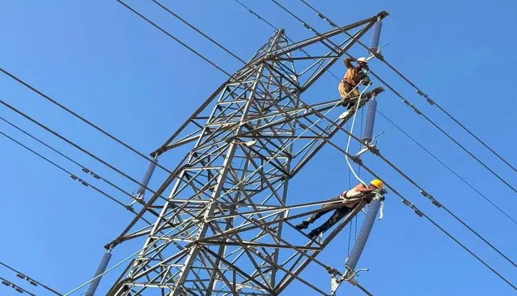 شرطة مأرب تعمم اسماء المتورطين باستهداف أبراج الكه...