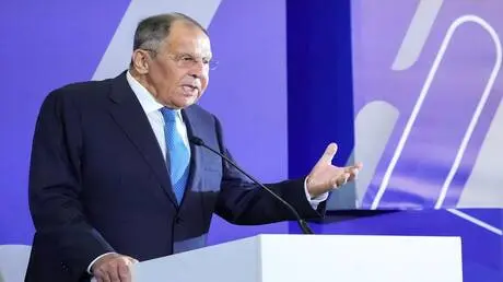 لافروف حول اقتراحات تجميد النزاع في أوكرانيا: تعاد...