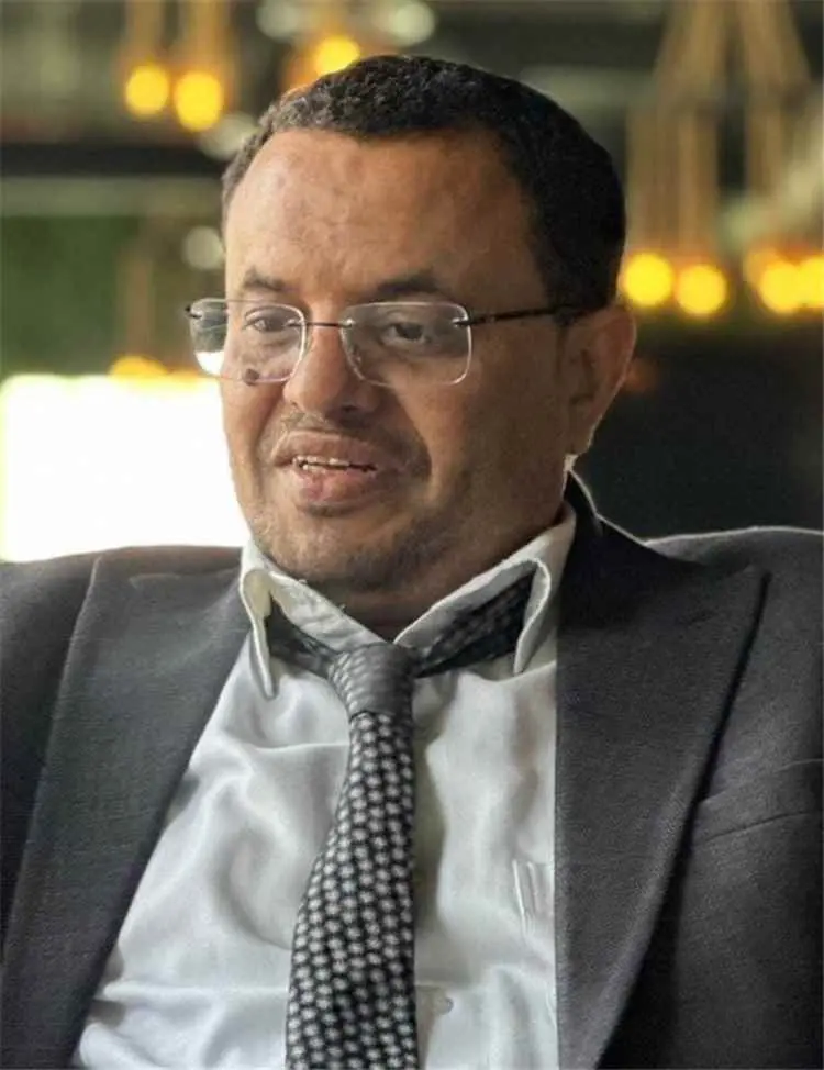 هزاع البيل يدعو لتحريك جميع الجبهات: ترك الساحل ال...
