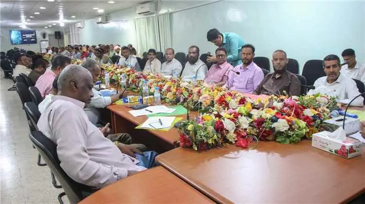 تربية ساحل حضرموت تنظم ورشة نوعية حول توظيف الذكاء...