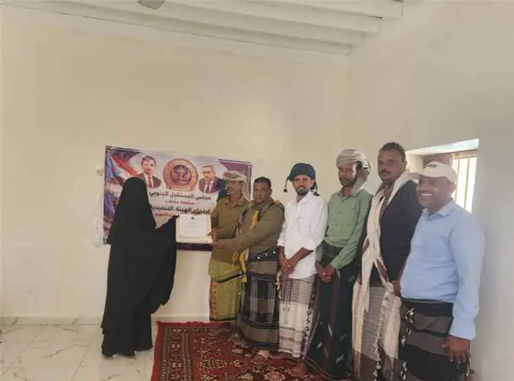 تقديرًا لتفوقها في الثانوية العامة.. رئيس مجلس الم...