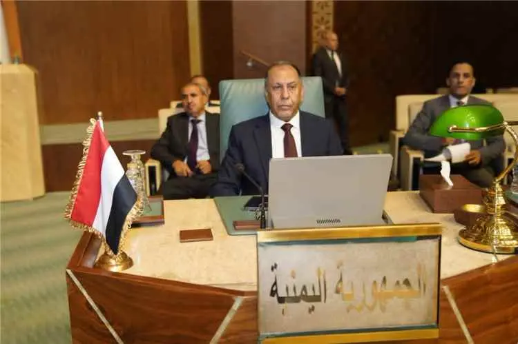 الوزير الأشول يدعو إلى استراتيجية عربية موحدة لموا...