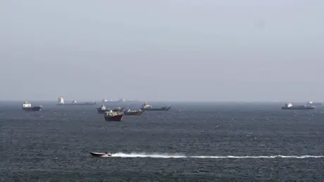 "خنق منافذ الحياة".. وزير يمني يحذر عبر RT من مخطط...