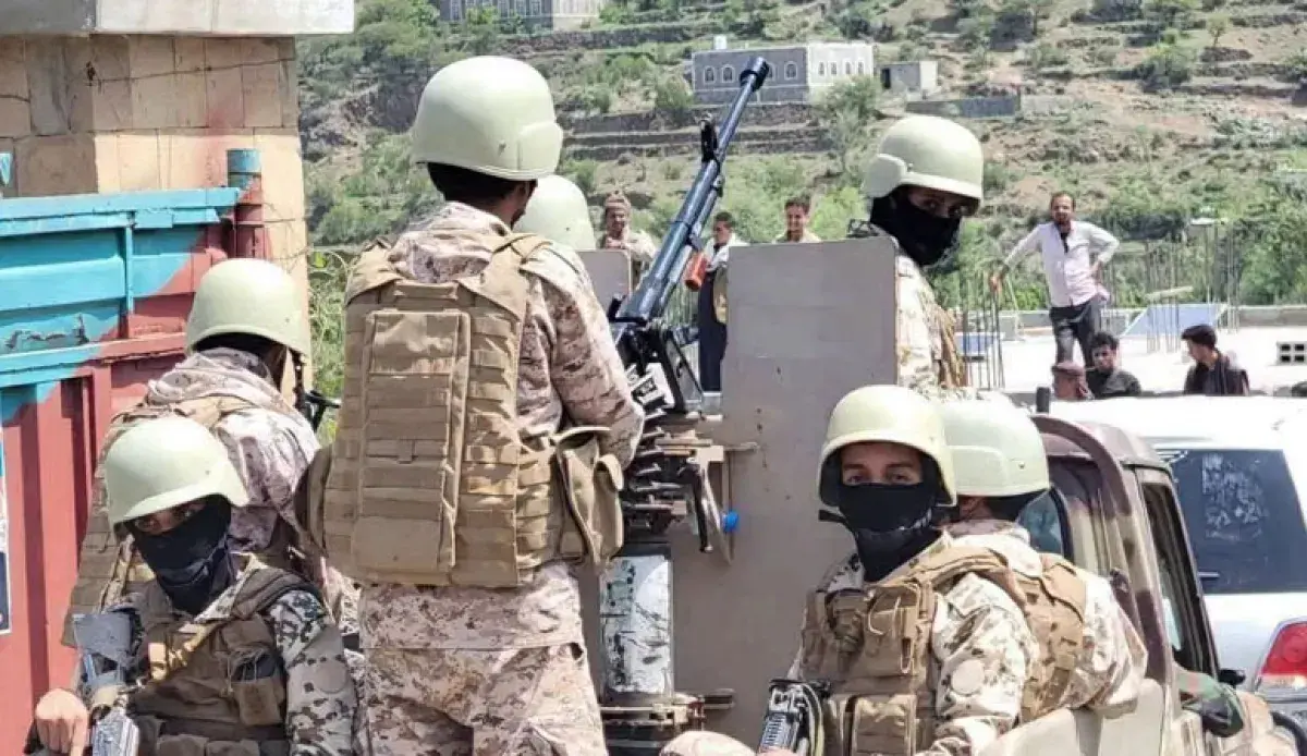 المقاومة تستعيد مواقع استراتيجية في الحديدة وتعز بعد هجوم حوثي عنيف