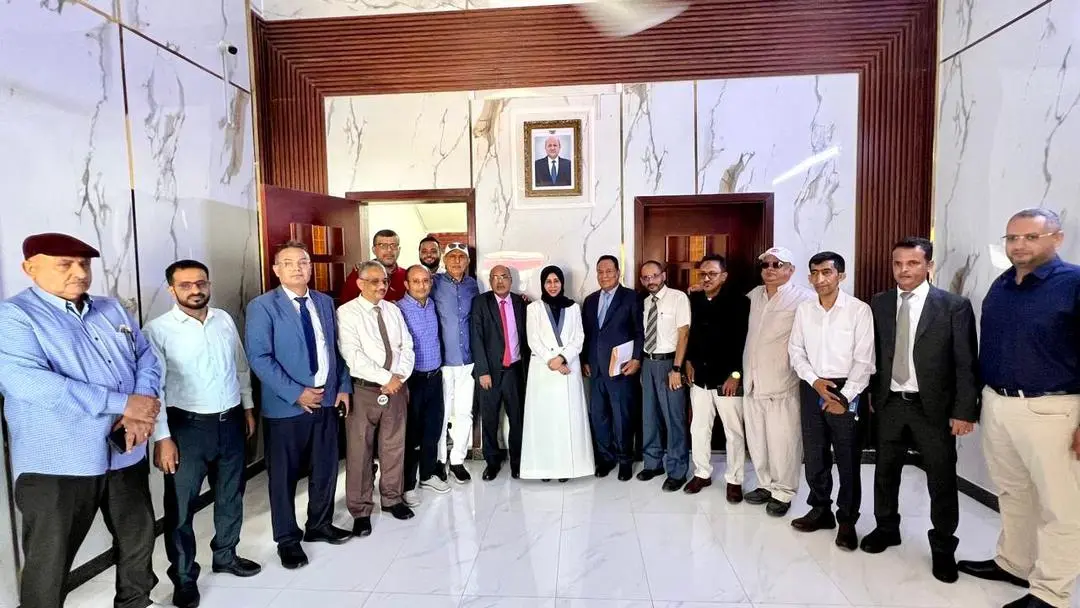 وزيرة الخارجية تلتقي أبناء وأعيان الجالية اليمنية...