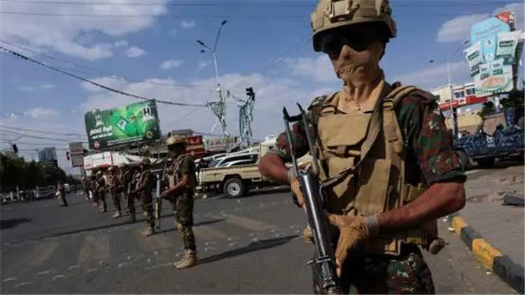 مصرع 3 قيادات حوثية خلال إحباط هجوم واسع في جبهات...