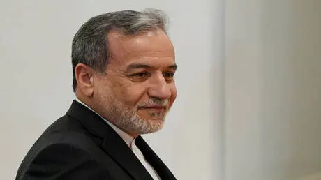 عراقجي يرد على نظيره الأردني: كم يجب أن ننتظر للرد...