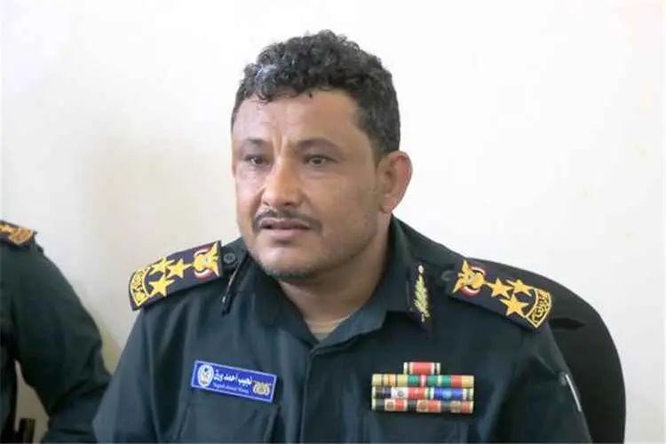 مدير عام شرطة الحديدة يتجول في شوارع حيس بالتزامن...