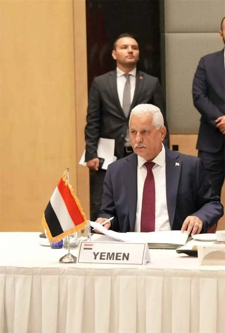 السفير طريق يشارك في لقاء السفراء العرب مع رئيس مج...