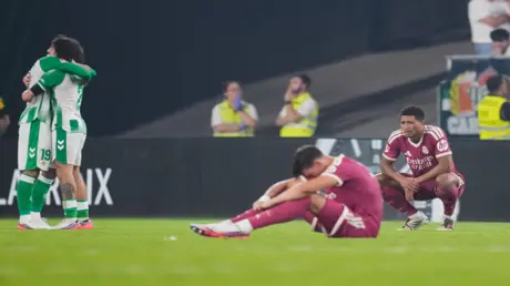بيتيس يذيق ريال مدريد مرارة الخسارة الأولى هذا الم...