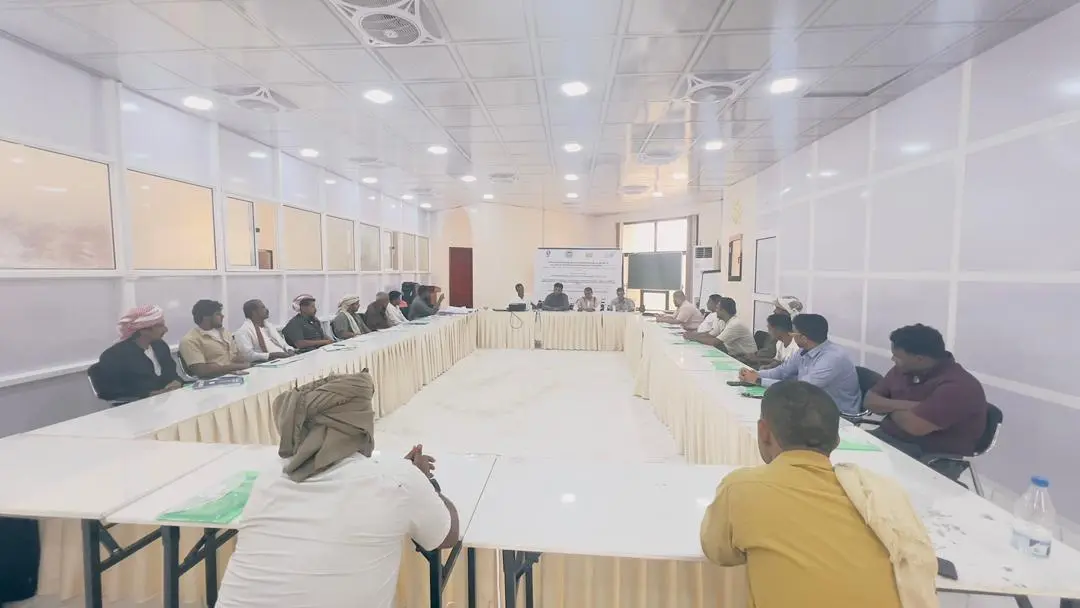 بدء دورة تدريبية في الغيضة لتعزيز قدرات النحالين واستخدام التقانات الحديثة