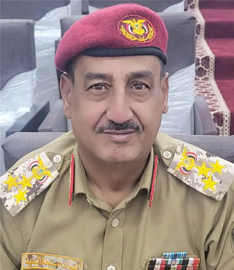 إعلامي عسكري: الجيش ينتصر باستعادة معظم المواقع وا...