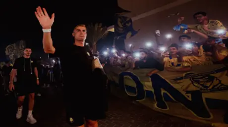 موقف غريب لرونالدو في جدة قبل كلاسيكو النصر والاتح...