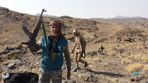 تقدم حوثي خطير غرب تعز.. سقوط الكدحة والمكازمة وغي...