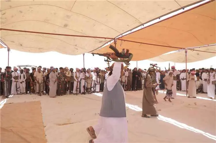 لقاء عام لقبيلة كلشات بالمهرة يؤكد التمسك بالحقوق...
