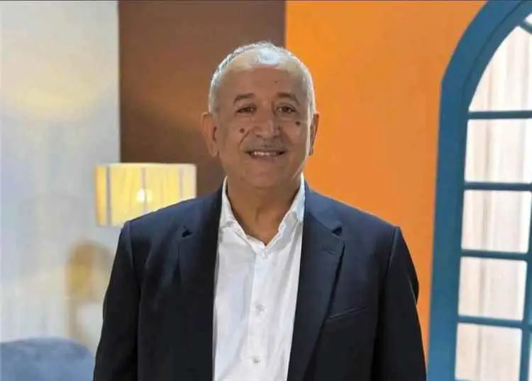محافظ تعز الأسبق المعمري: واجهت تعز حرب استنزاف وت...
