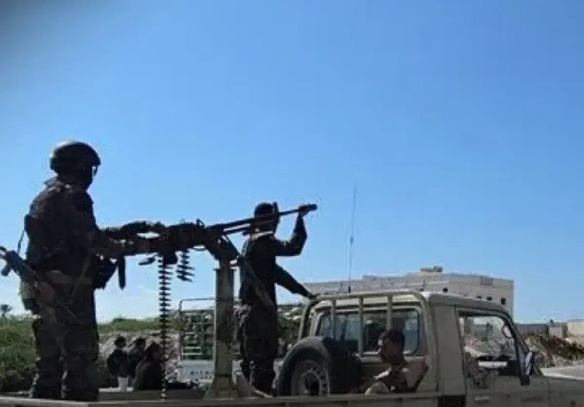 قصف مدفعي مكثف يستهدف مواقع حوثية جنوب مأرب
