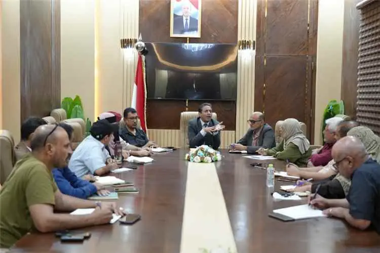 لجنة الطوارئ الفنية بوزارة الصحة تناقش رفع الجاهزي...