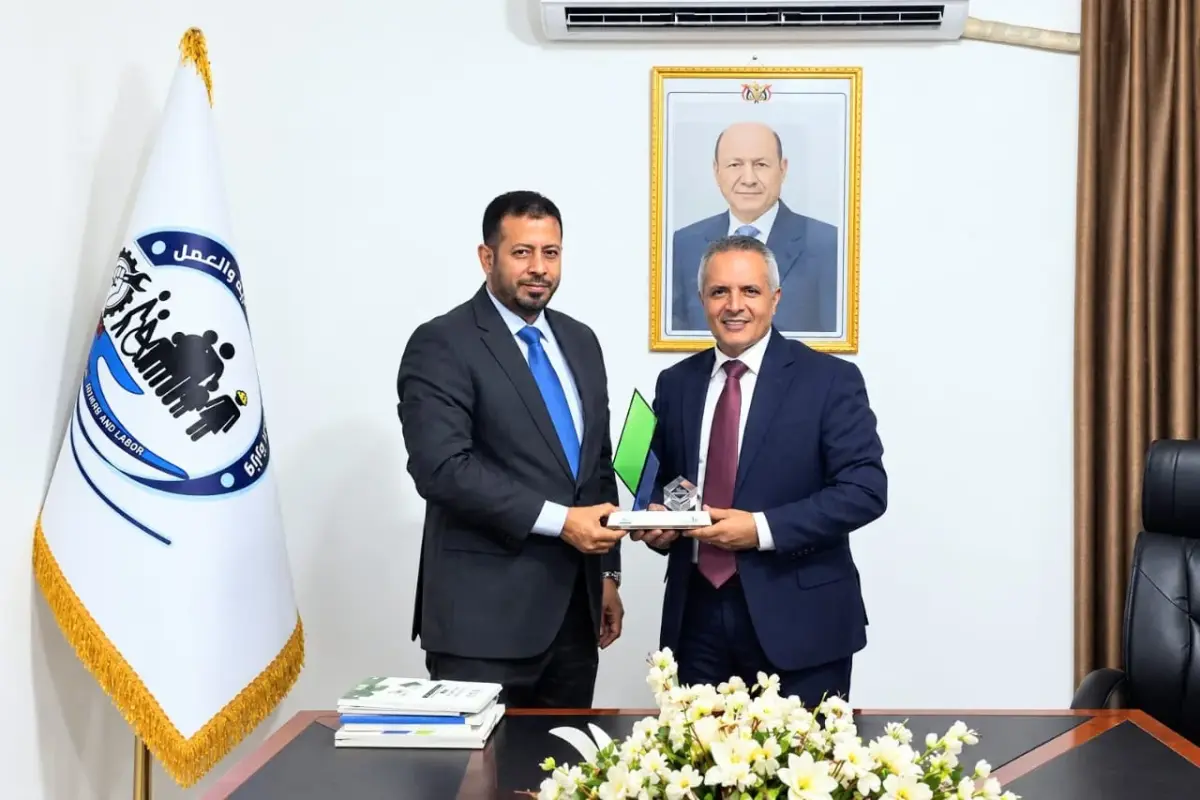 وزير الشؤون الاجتماعية والعمل يطلع على أنشطة ومشاريع مؤسسة صلة للتنمية