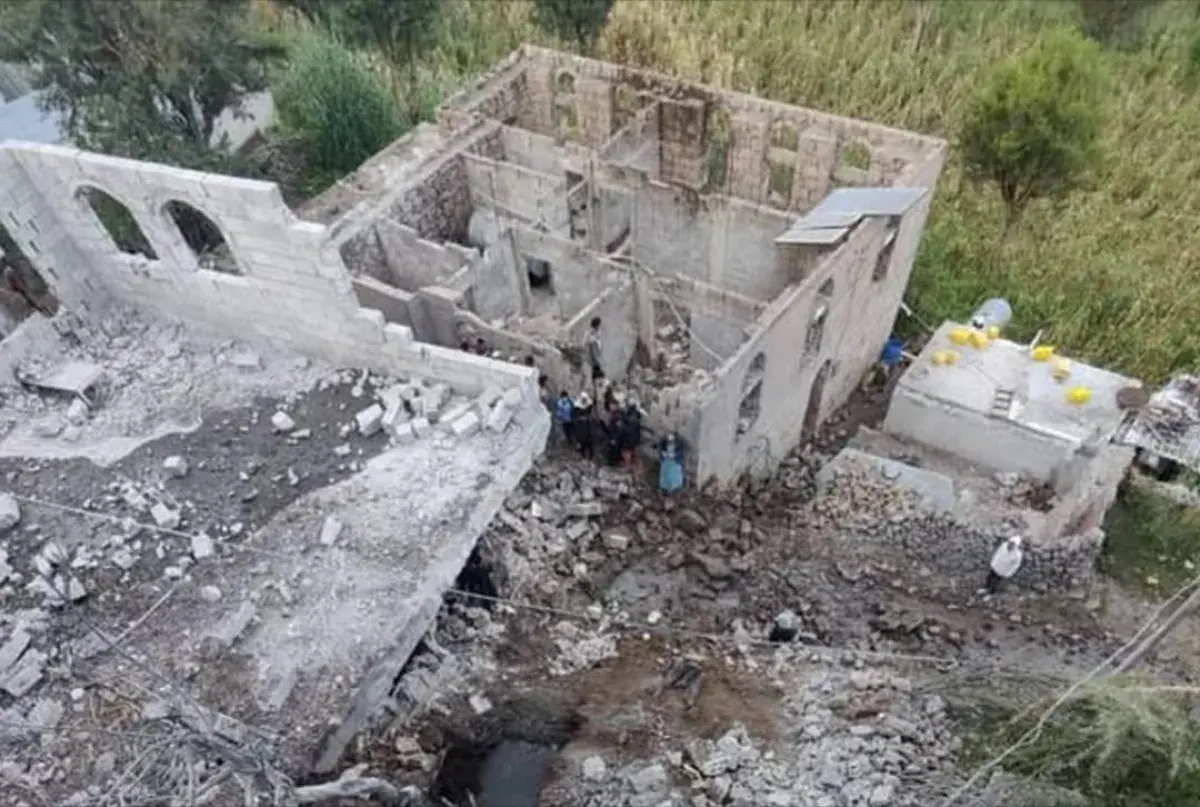 ضحايا بينهم نساء وأطفال وتدمير 5 منازل إثر سقوط صا...