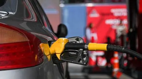 لماذا تظل أسعار الديزل أرخص بكثير في أمريكا من أور...