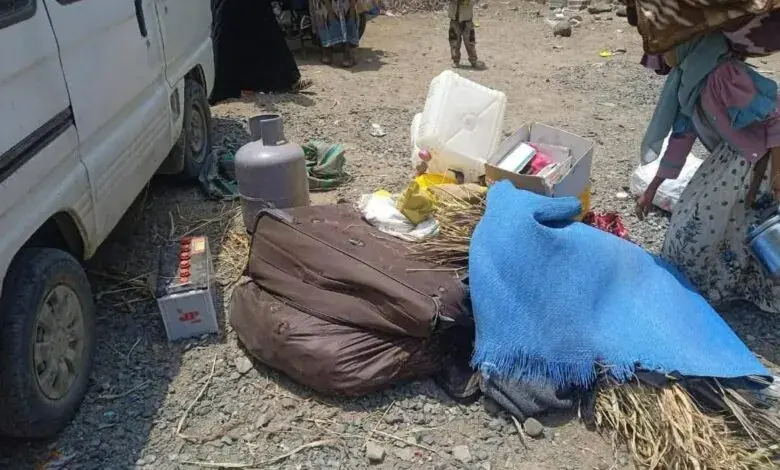 نزوح 2,183 أسرة بسبب التصعيد العسكري غربي اليمن