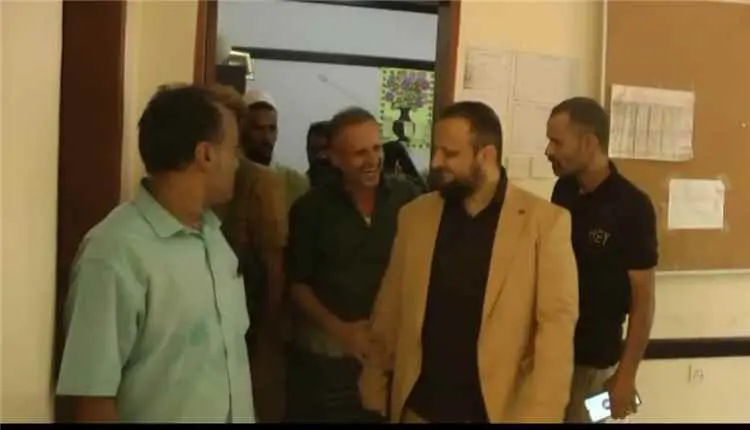 مدير عام المنصورة يتفقد مدرسة الشهيد أبو اليمامة و...