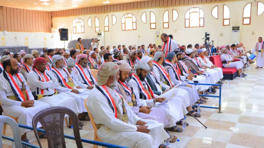 لقاء موسع بمأرب يدعو لتعزيز التلاحم الوطني خلف مجل...