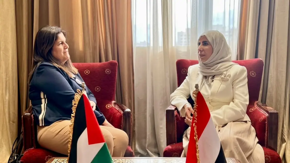 وزيرة الخارجية: القضية الفلسطينية بالنسبة لليمنيين...