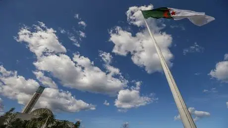 العثور على رفات جنديين جزائريين شاركا في معركة 187...