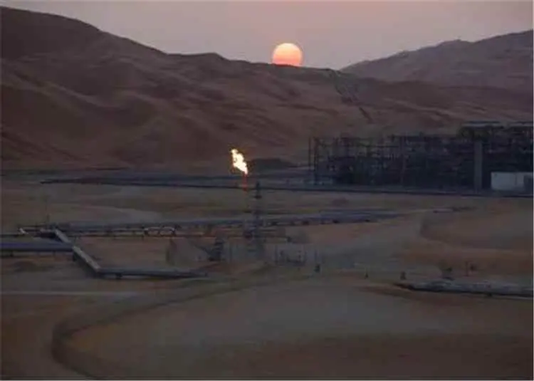 استهداف منشآت للطاقة جنوب السعودية وإصابة عدد من المواطنين والمقيمين