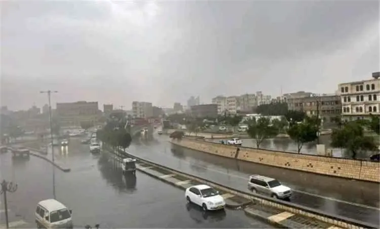 الأرصاد يتوقع أمطاراً رعدية على عدد من المحافظات خ...