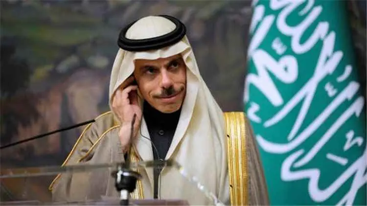عاجل| وزير الخارجية السعودي: الحوثي فتح على نفسه ب...