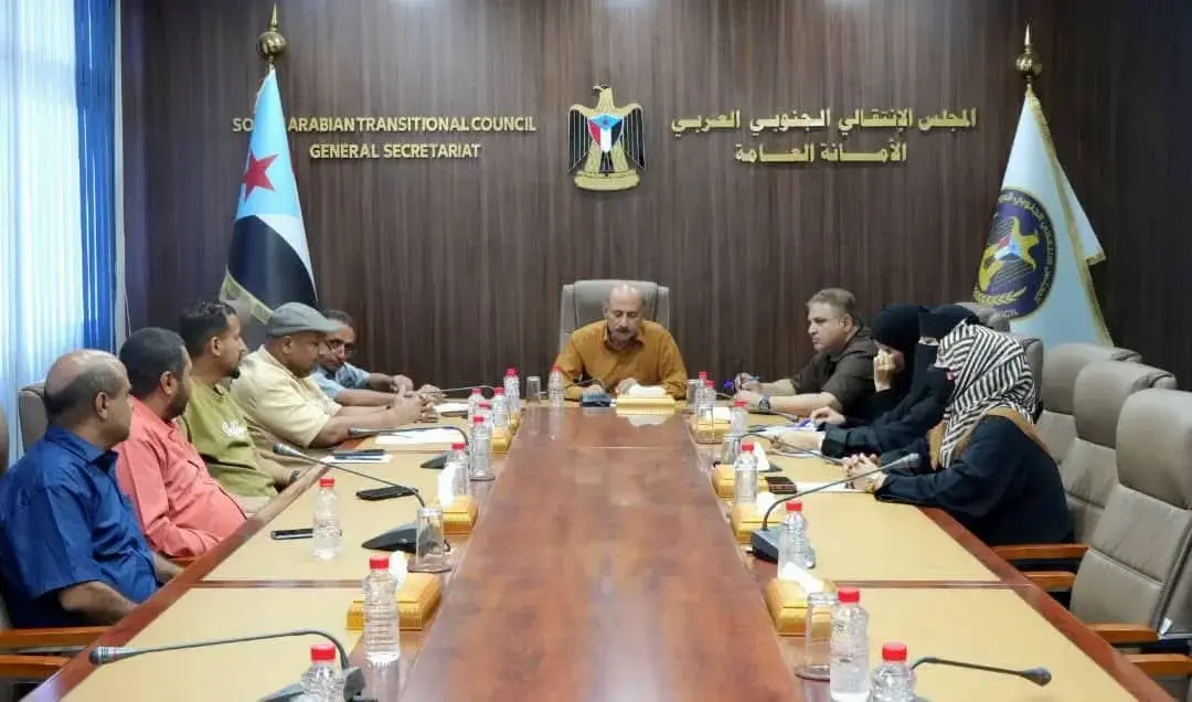 هيئة الشؤون القانونية وحقوق الإنسان تستعرض مستجدات...